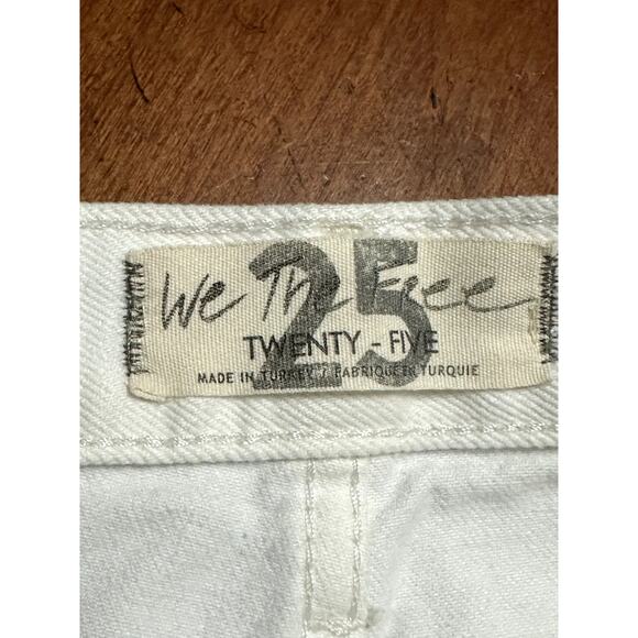 Free People Lasso Denim Short Distressed High Rise Buttoned White Women's 25 NWT - Picture 9 of 10